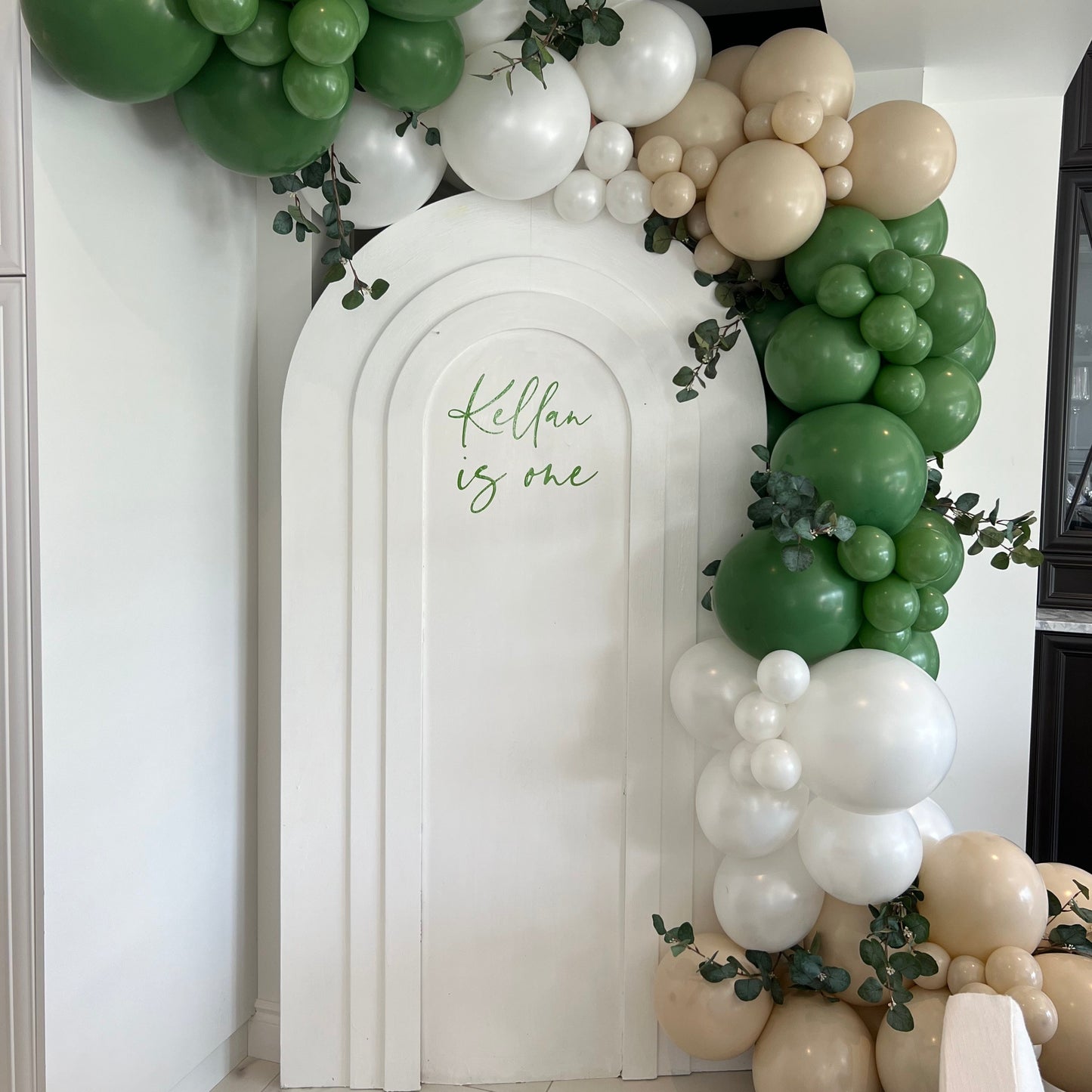 Sempre Solis - Custom Balloon Garland and Wooden Arch